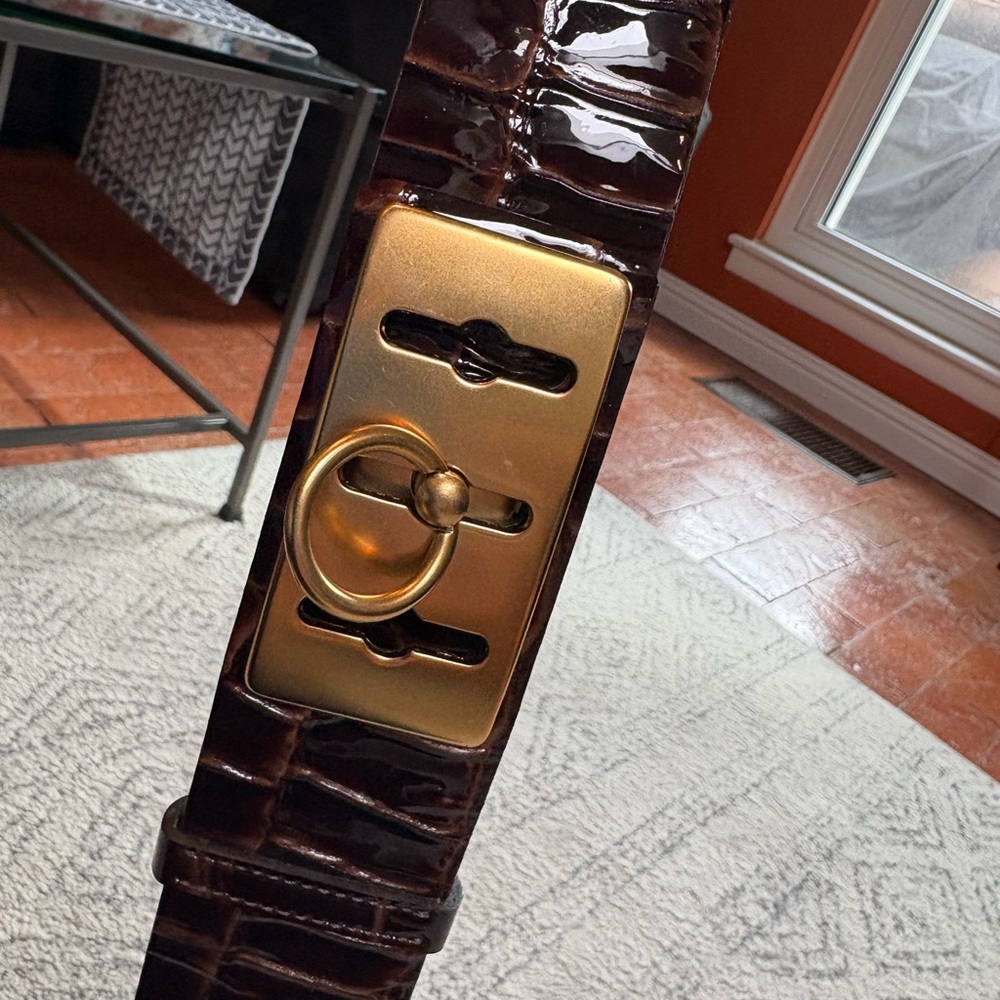 St. John XL Croc-Embossed Leather Belt with Gold Ring Buckle